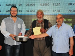 KTB’de İlk Mahsul Arpanın Kilosu 2.30 Liradan İşlem Gördü