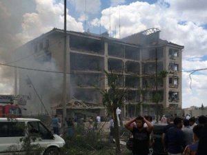 Mardin emniyet binasına bombalı saldırı