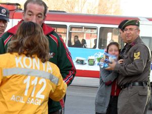 Kazada şoka girdi, asker babası teselli etti