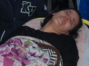 İzinsiz misafirliğe giden kadına koca dayağı