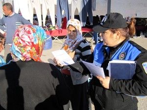 Toplum Destekli Polis güvenlik broşürü dağıttı
