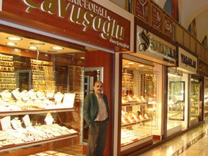 Kuyumcular, düğünlerle hareketlendi