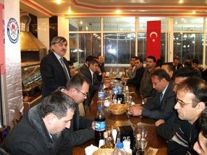 Eğitim Bir Sen üyeleri yemekte bir araya geldi