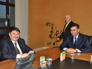Tanrıverdi, Meram heyetiyle bir araya geldi
