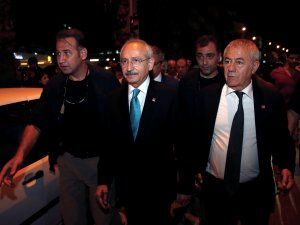 Kılıçdaroğlu'nun iftar yemeğinde koruma bolluğu