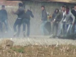 Bombanın elinde patlama anı görüntülendi