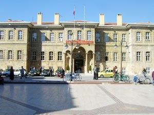Valiliğe yeni bina yapılacak