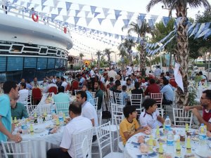 Ayata Yapı ve İnşaat'tan iftar