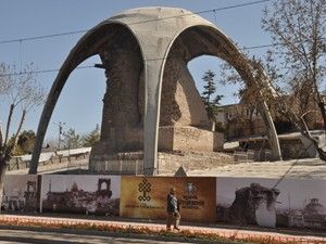 Beton şemsiye kahrından yıkılacak