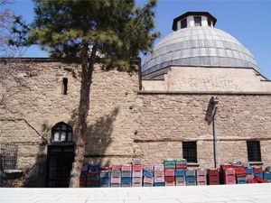 Bu görüntüler Medreseye yakışmıyor
