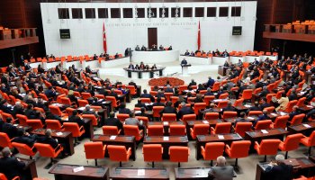 7 Ayda 22 'Terör Araştırılsın' Önergesi AKP Oylarıyla Reddedildi
