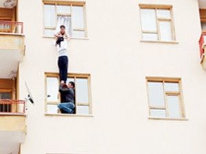 Ölümden son anda kurtuldu