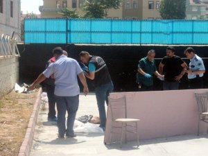 Suriyeli Mülteci İntihar Etti