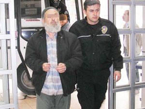 13 kişinin sorgusuna devam ediliyor