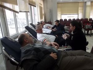 Karapınar polisinden kan bağışı