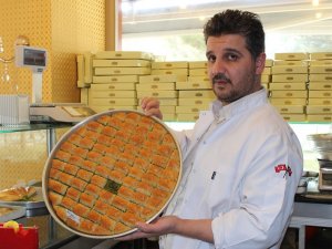 Baklavanın lezzetini tecrübe belirler