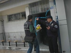 Cami tuvaletinde altın vuruş