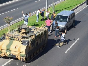 Darbe girişimine sert tepki!