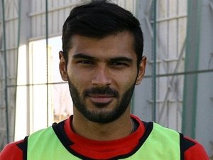 Atiker Konyasporlu Futbolcu Skandal Paylaşımlara Karşı Özür Dilemed