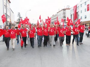 Esnaf odası başkanlarından demokrasi yürüyüşü