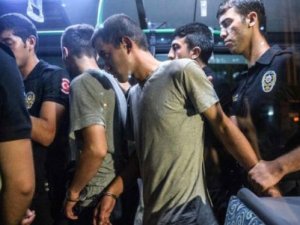 Kuleli öğrencilerinden 62'si tutuklandı