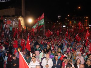 Konya’da Demokrasi Nöbeti Devam Ediyor