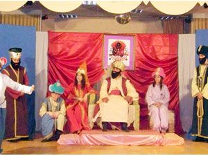 Kanuni Sultan Süleyman tiyatro oyununa yoğun ilgi