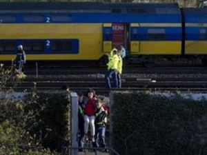 Amsterdam'da tren kazası: 136 yaralı