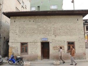 Cami ve mescitler ilanla satılmış