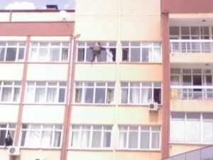 Doğumevinde intihar girişimi