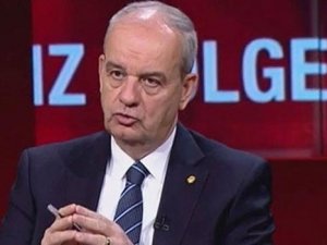 İlker Başbuğ: 'Erbakan, Gülen cemaatiyle mesafeli olmuştur'