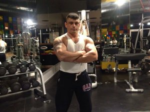 Ateş Yakma Tartışması Kanlı Bitti: 1 Yaralı