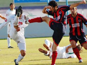 Şeker, işi bitirdi:2-0