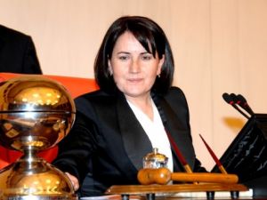 Meral Akşener adliyede