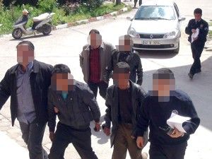 Yakalanan üç kişiden ikisi tutuklandı