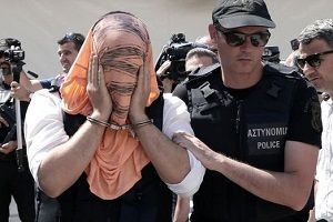 Kaçak darbeciler Yunanistan'a yalvardı