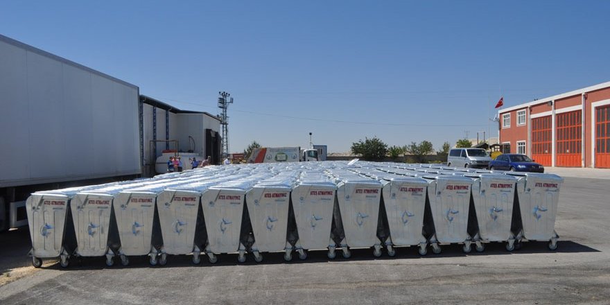 Cihanbeyli’ye 500 adet yeni çöp konteyneri