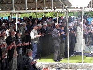 Akören'de yağmur duasına çıkıldı