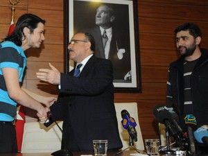 Kaçırılan gazeteciler Türkiye'de