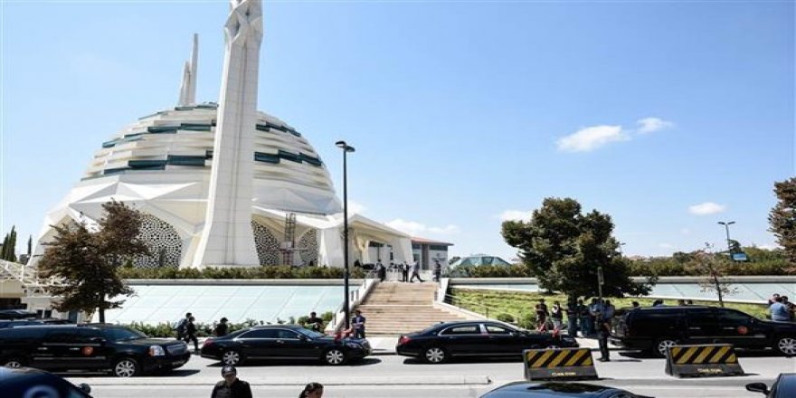 Erdoğan'a çift makam aracıyla koruma önlemi