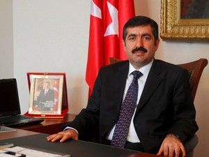 Anneler merhamet ve fedakarlık abidesi
