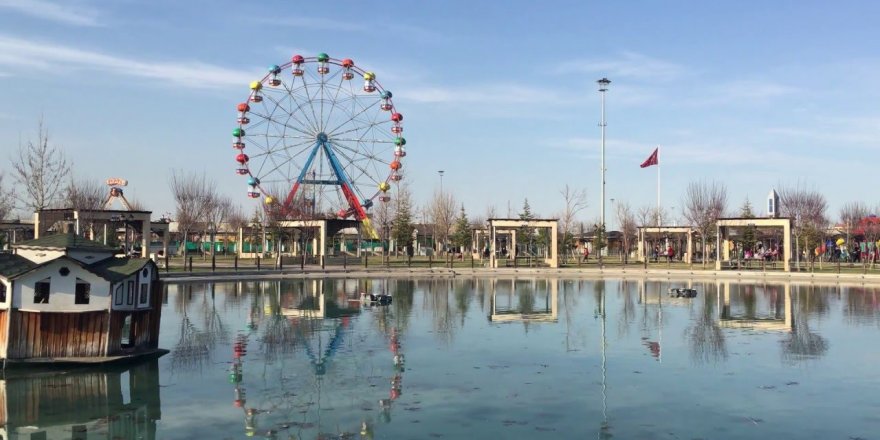 Şehir Parkı'na ziyaretçi akını