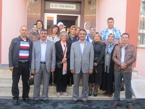 Ana Kucağı Derneği Huzurevini ziyaret etti