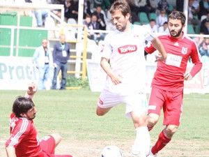 Torku Şekerspor puanları evinde topladı