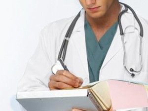Hasta olmadan ilaç yazmayan doktora saldırı