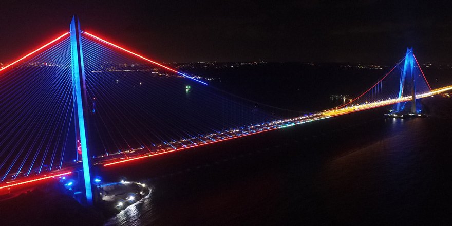 Yavuz Sultan Selim Köprüsü geceleri bir başka güzel