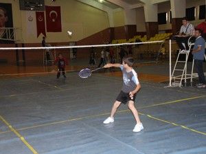 Badmintoncular kupa için yarıştı