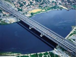 Haliç Köprüsü trafiğe kapatıldı