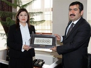 KKTC Bakanı Ünverdi, Doğan'ı ziyaret etti