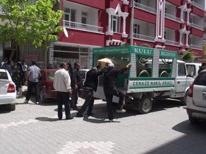 Özel muayenehanede öldü